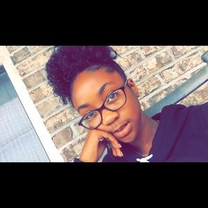 Meet your Posher, Ryniah